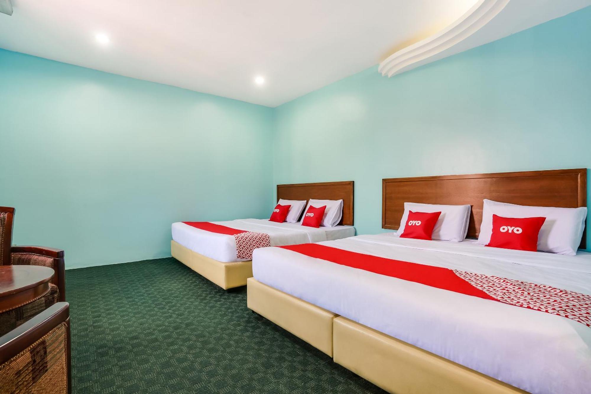 Oyo 44094 Bangi Lanai Hotel Экстерьер фото
