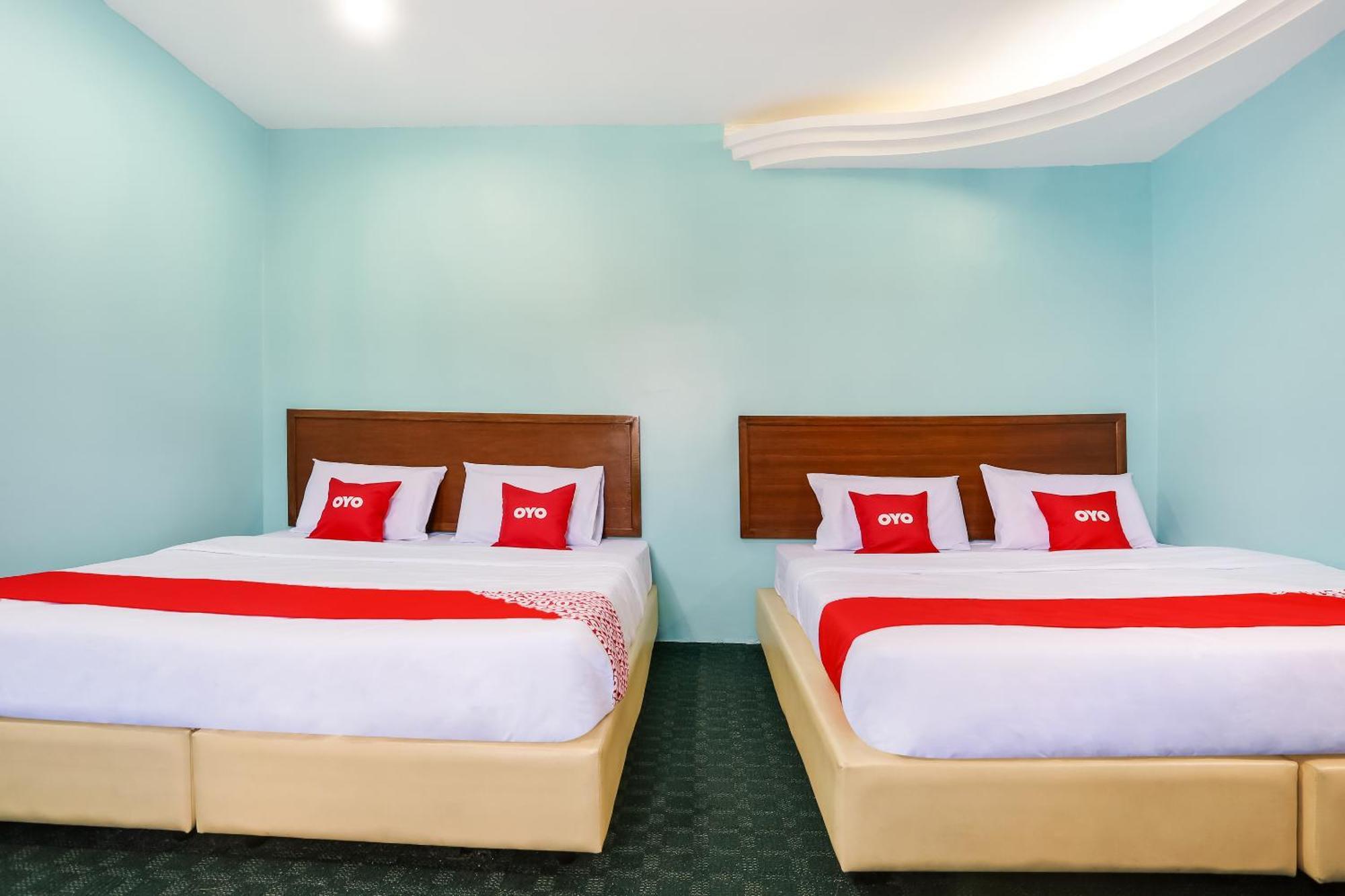 Oyo 44094 Bangi Lanai Hotel Экстерьер фото