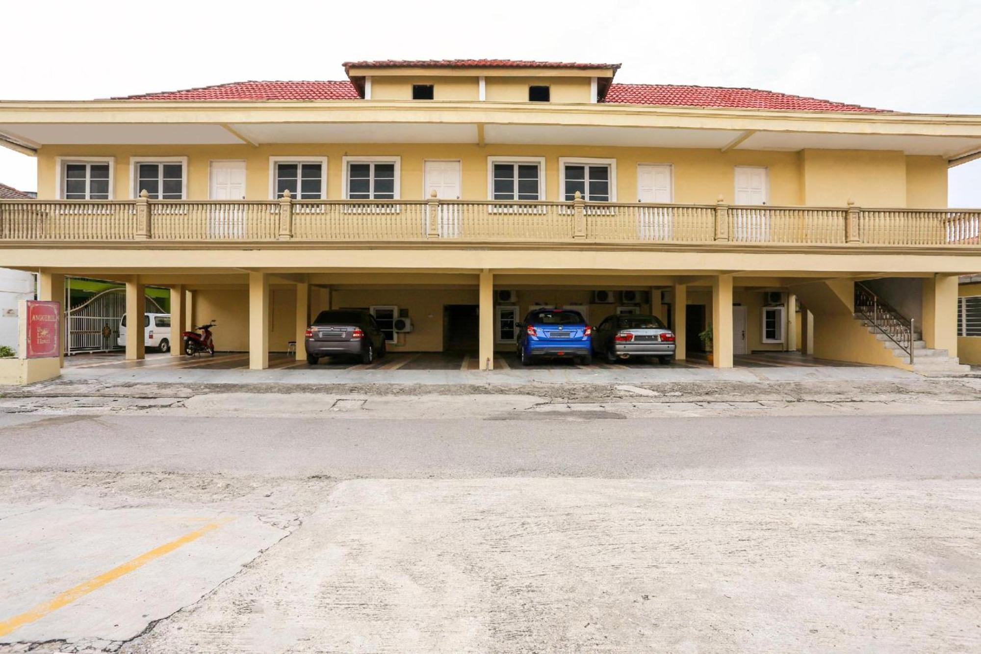 Oyo 44094 Bangi Lanai Hotel Экстерьер фото